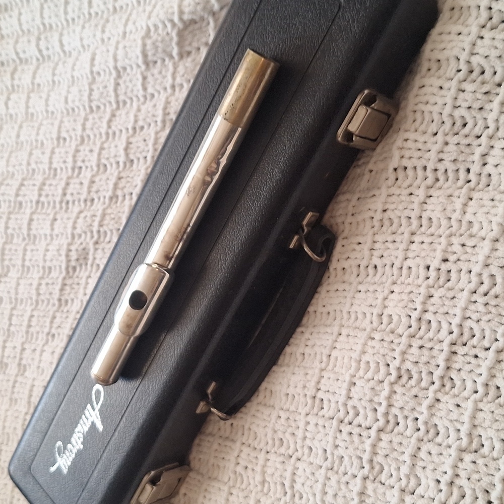 Vintage Armstrong Flute Silver Flute with Case Needs Polishing & Servicing - Picture 5 of 16